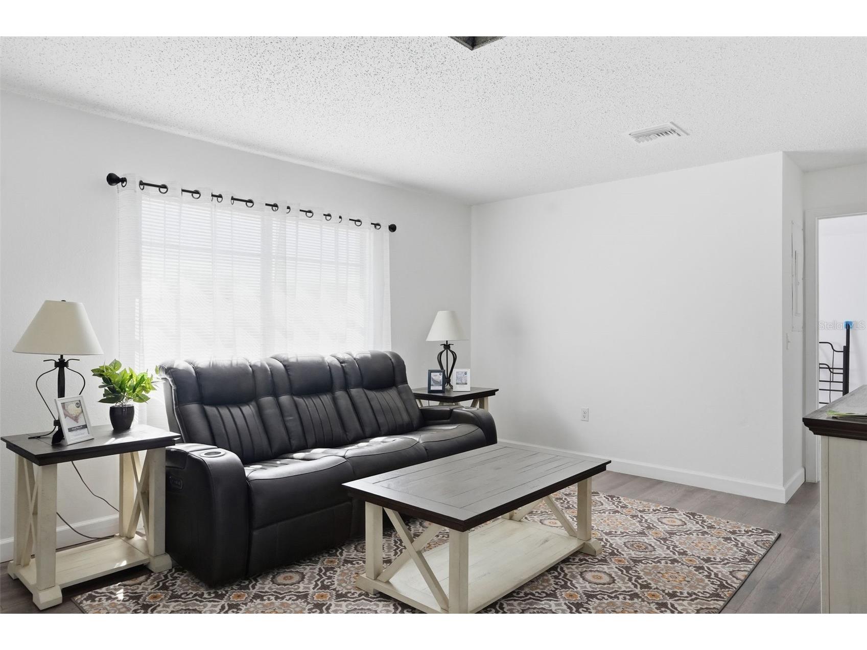 2076 Landover Boulevard Spring Hill FL 34608 W7883704 image6