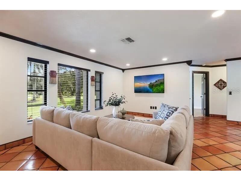 2077 Racimo Drive Sarasota FL 34240 O6363958 image6