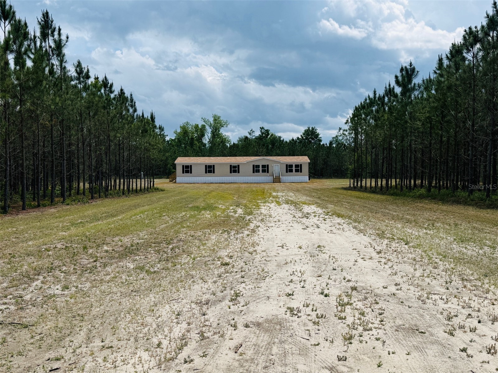 20774 78th Trace Live Oak FL 32060 W7885047 image1