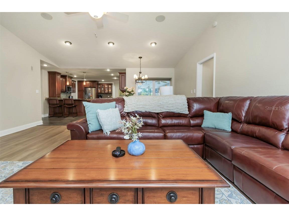 2079 Swan Lane Safety Harbor FL 34695 TB8450852 image16