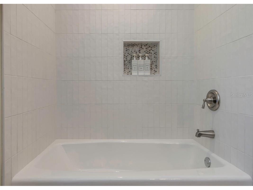 2079 Swan Lane Safety Harbor FL 34695 TB8450852 image34