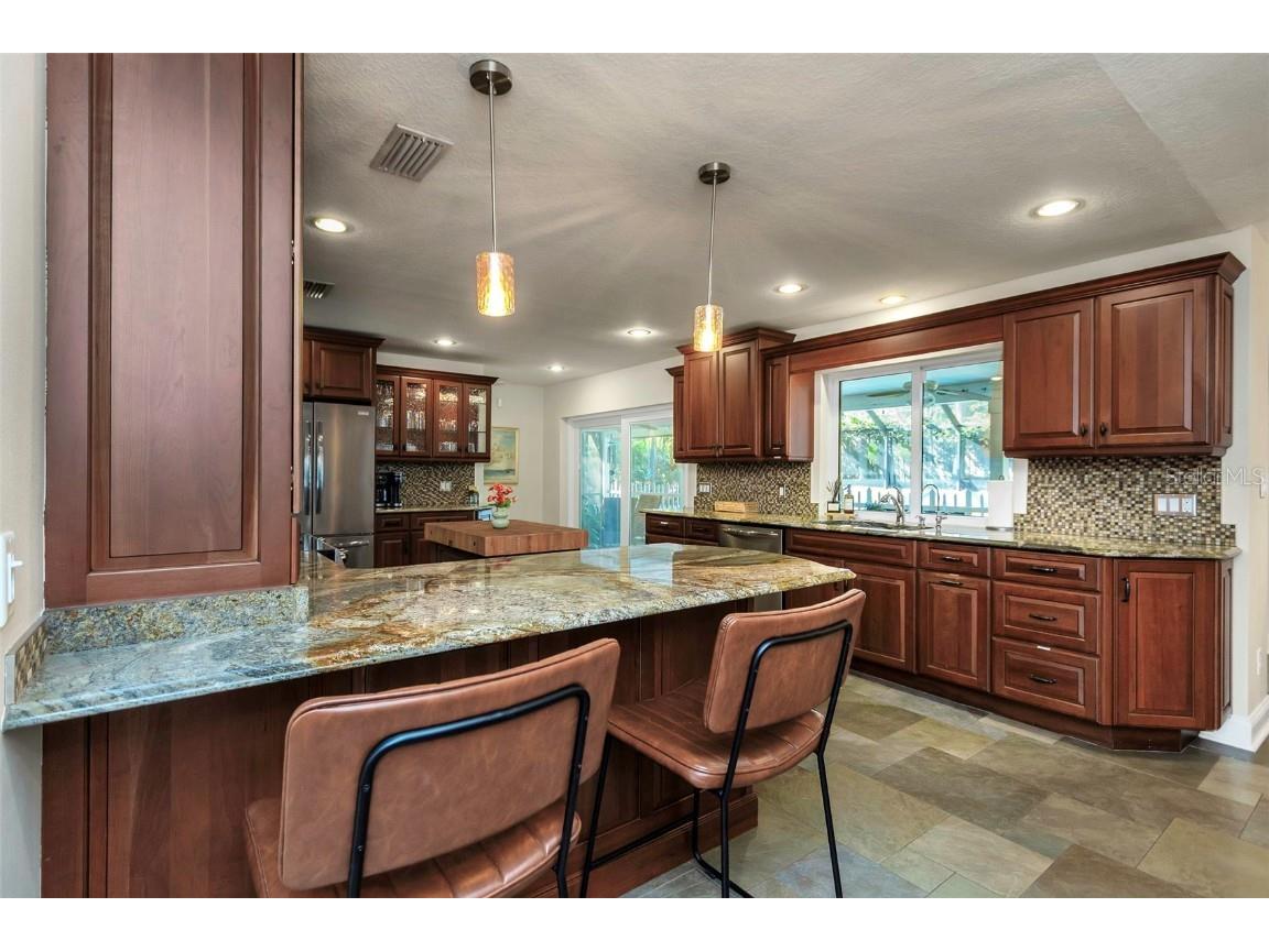 2079 Swan Lane Safety Harbor FL 34695 TB8450852 image5