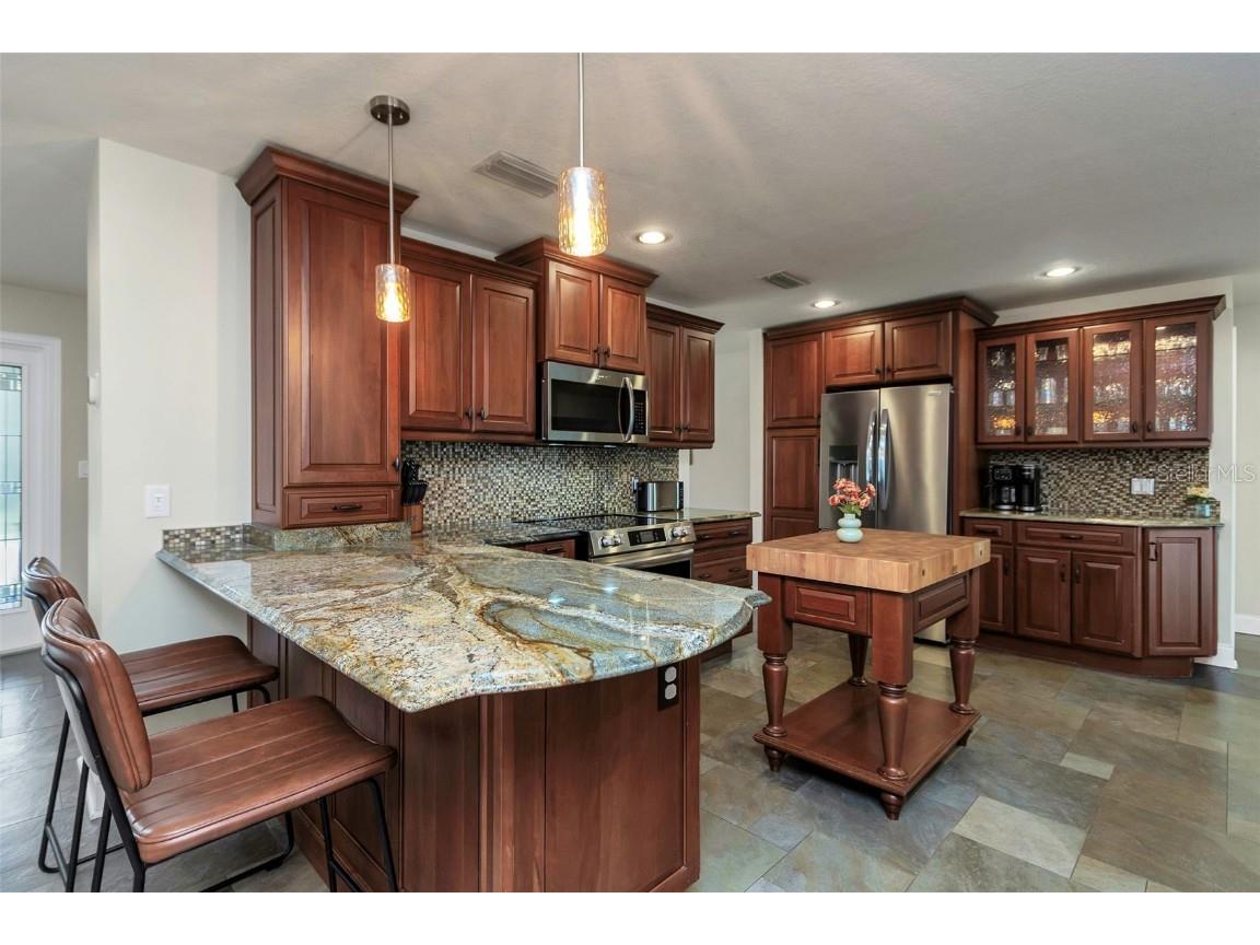 2079 Swan Lane Safety Harbor FL 34695 TB8450852 image6