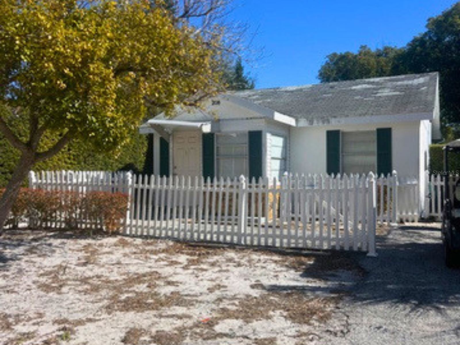 208 13th Street SW Largo FL 33770 TB8492533 image1