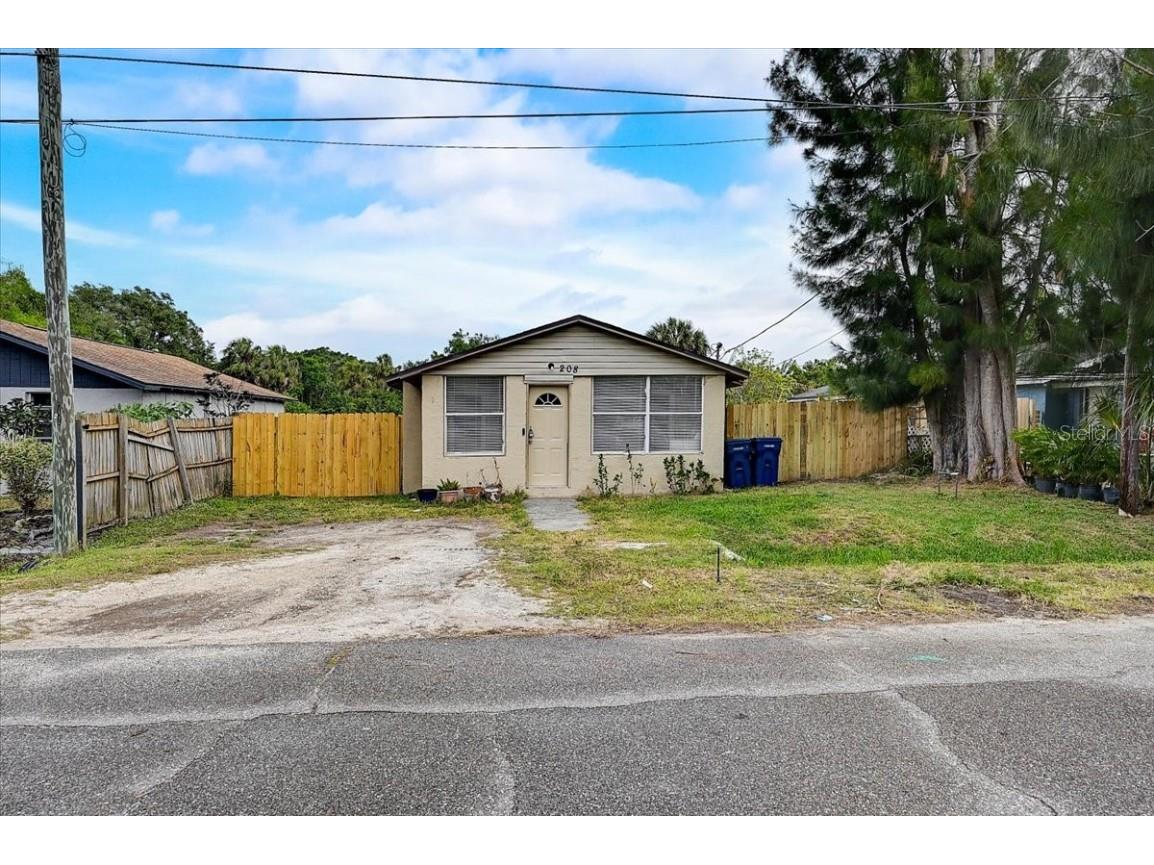 208 30th Street E Palmetto FL 34221 T3436729 image1