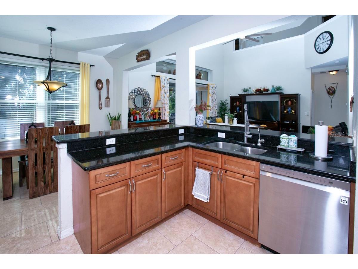 208 36th Street NE Bradenton FL 34208 A4678570 image12
