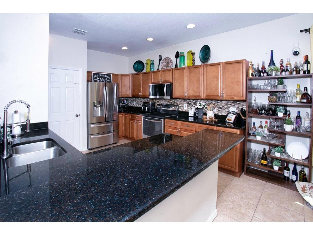 208 36th Street NE Bradenton FL 34208 A4678570 image14