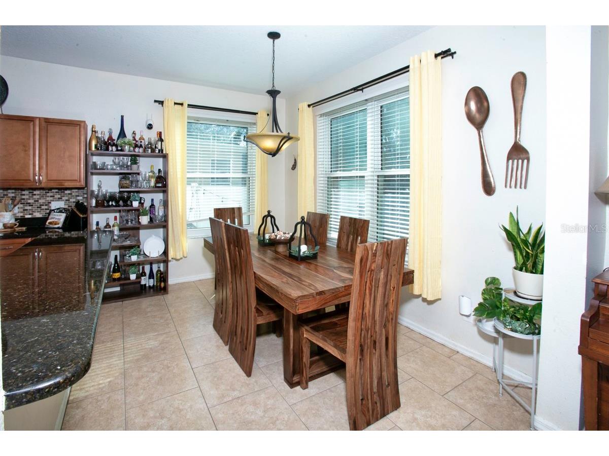 208 36th Street NE Bradenton FL 34208 A4678570 image17
