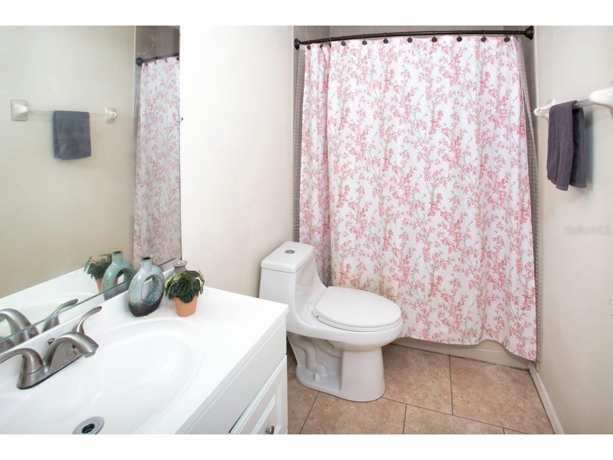 208 36th Street NE Bradenton FL 34208 A4678570 image32