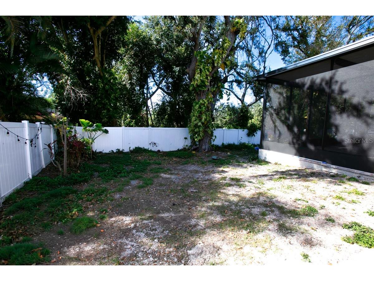 208 36th Street NE Bradenton FL 34208 A4678570 image36