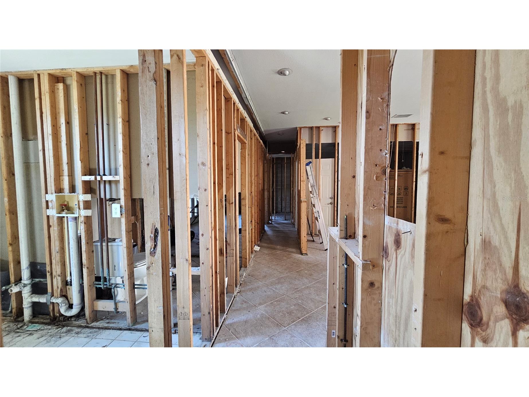 208 48th Avenue N Saint Petersburg FL 33703 TB8499062 image22