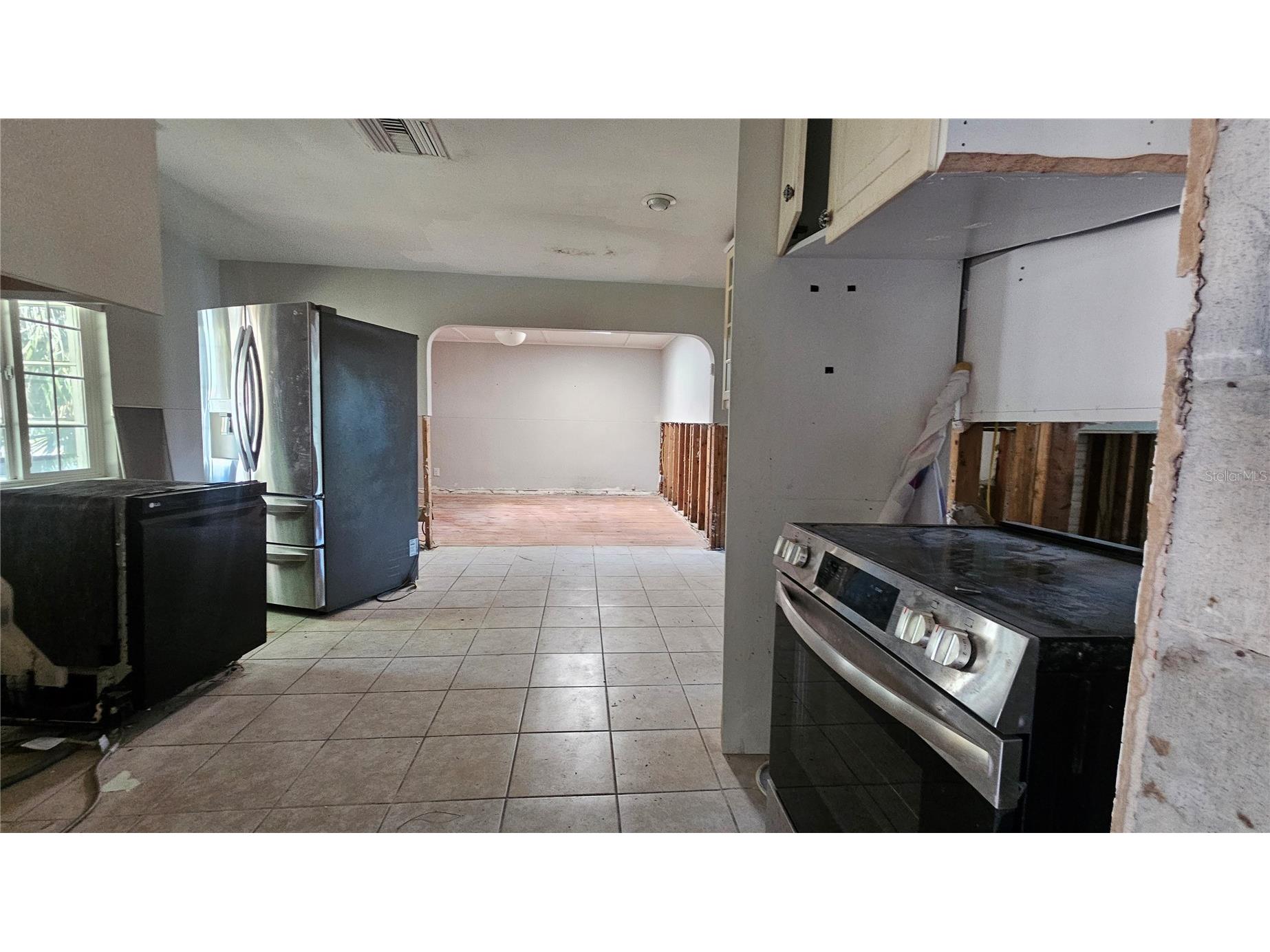 208 48th Avenue N Saint Petersburg FL 33703 TB8499062 image27