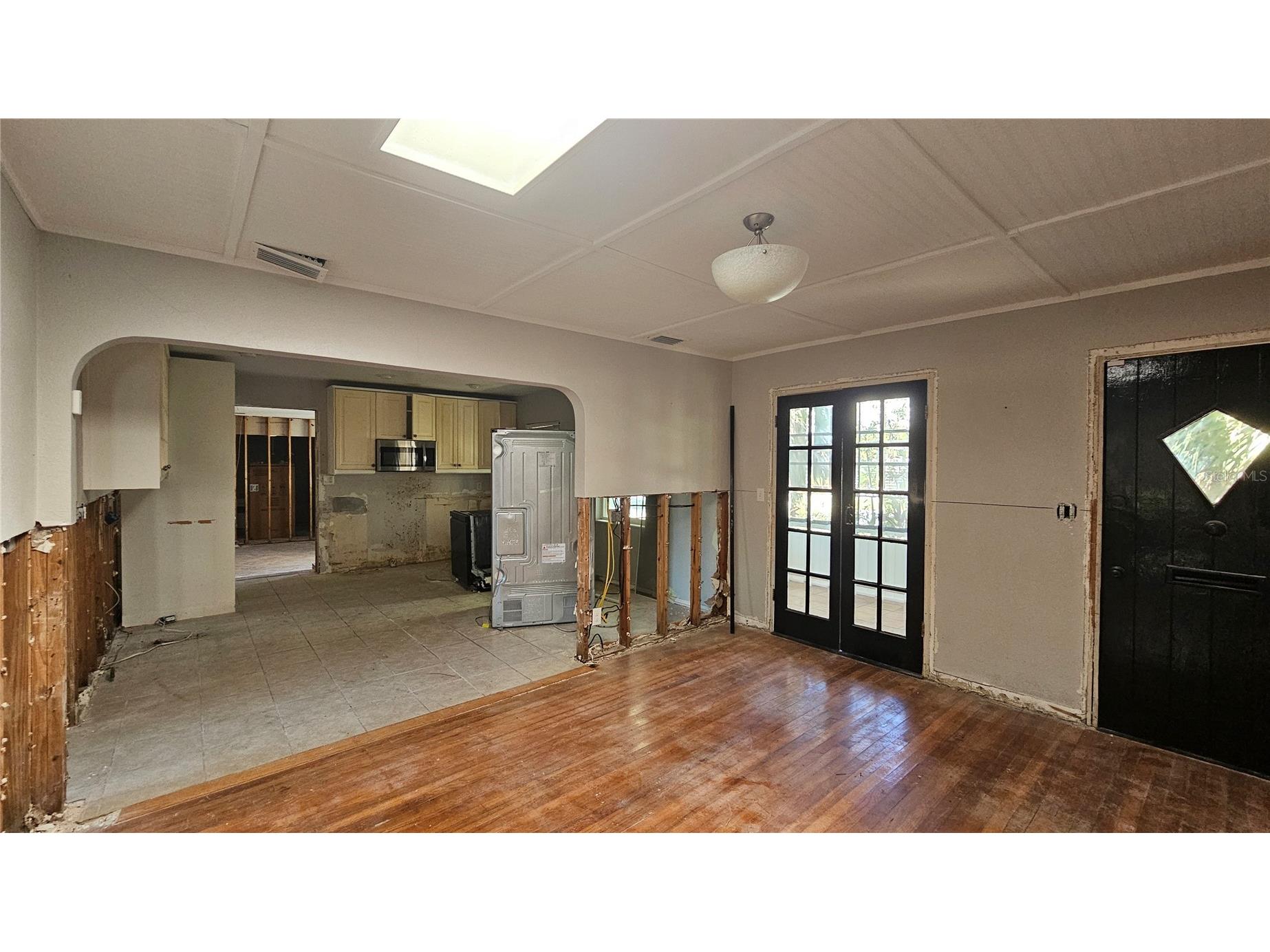 208 48th Avenue N Saint Petersburg FL 33703 TB8499062 image32