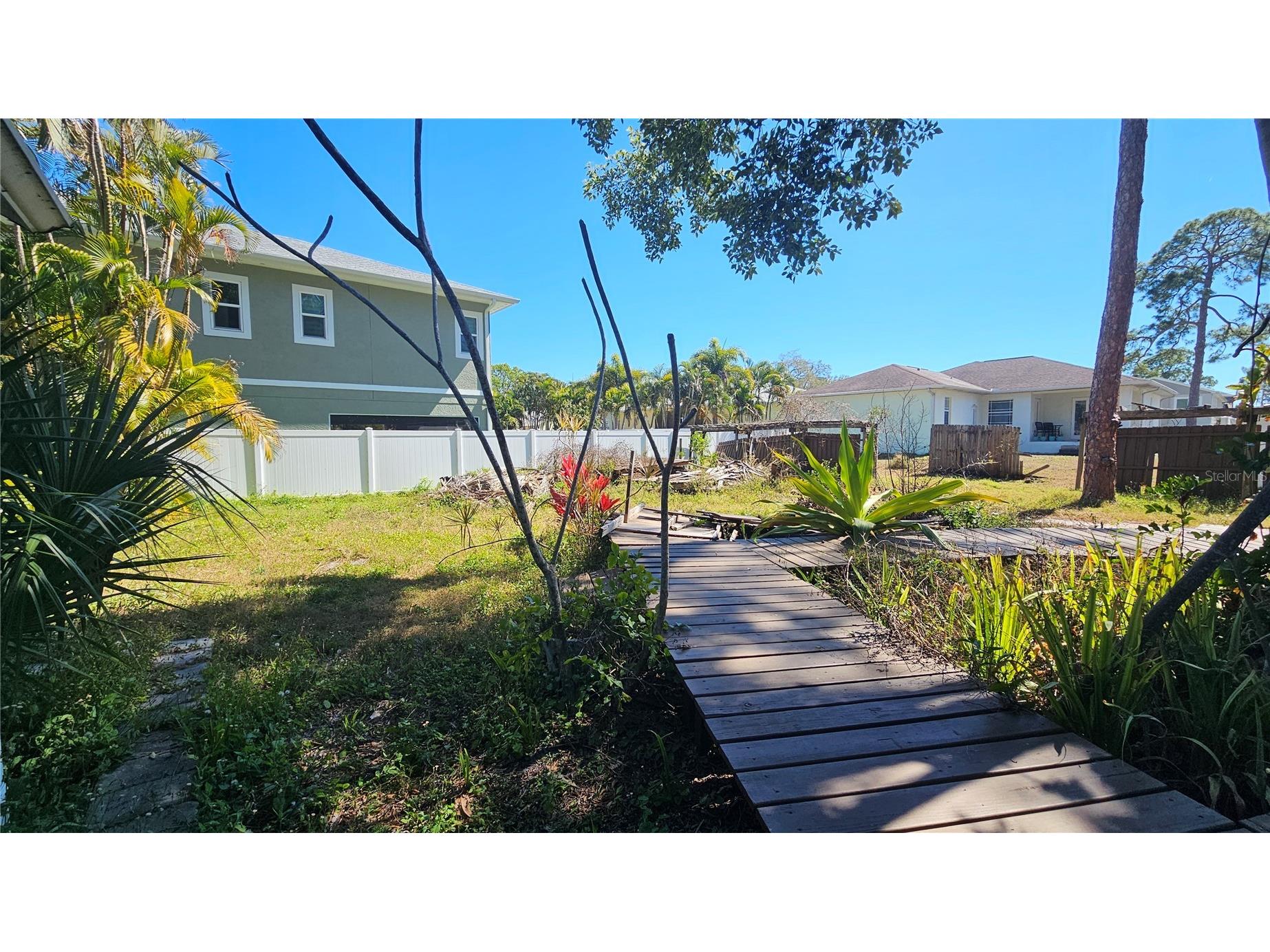 208 48th Avenue N Saint Petersburg FL 33703 TB8499062 image48