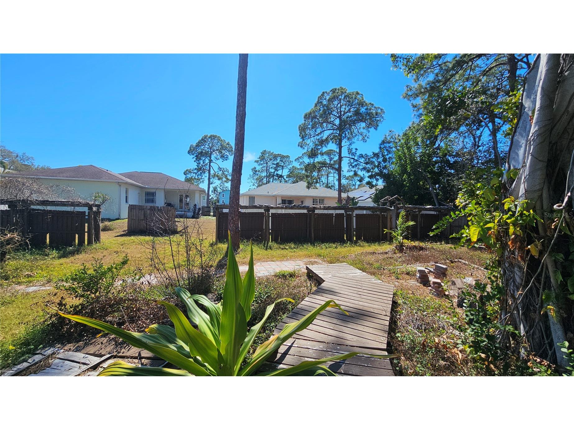 208 48th Avenue N Saint Petersburg FL 33703 TB8499062 image49