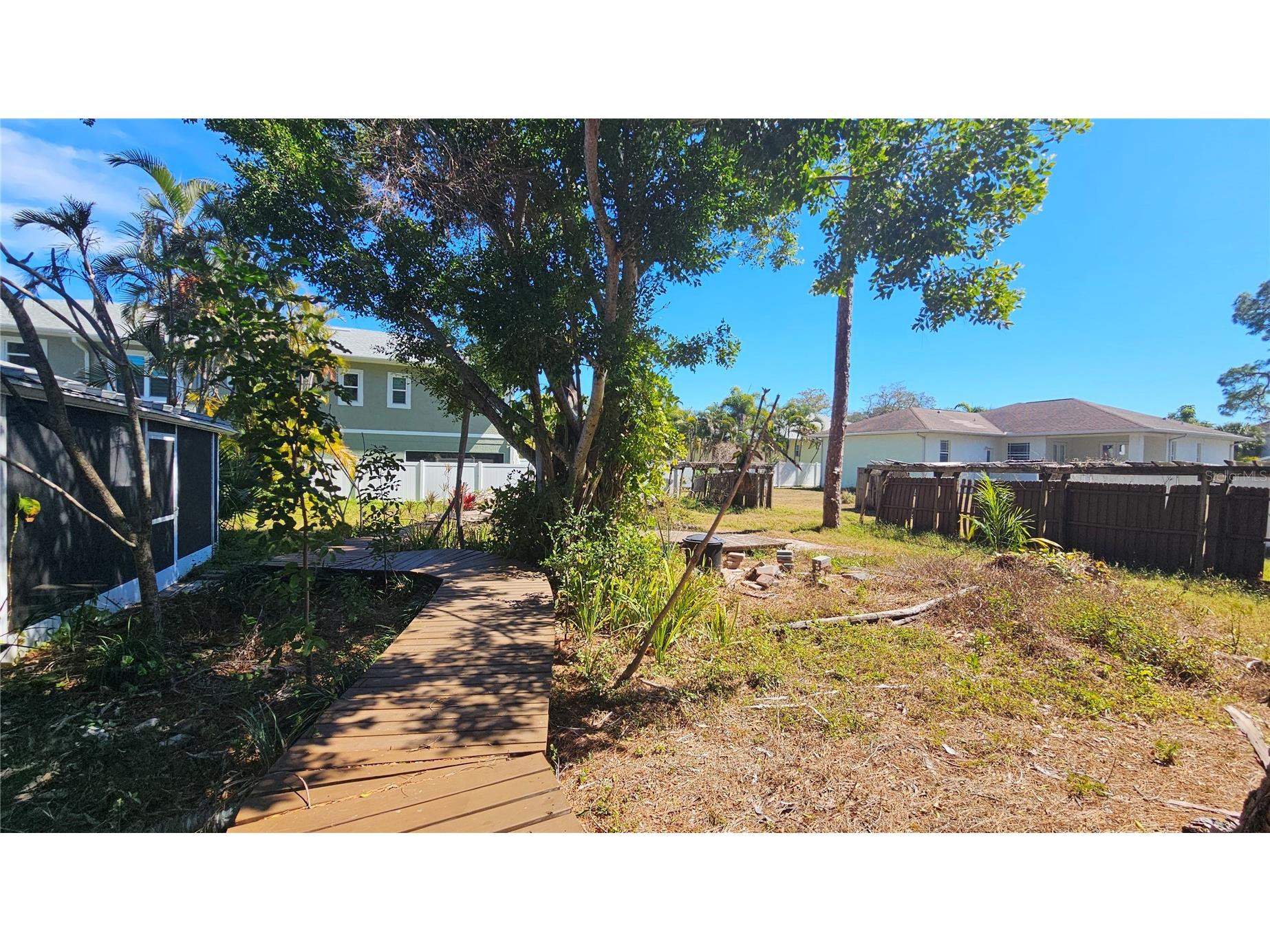 208 48th Avenue N Saint Petersburg FL 33703 TB8499062 image51