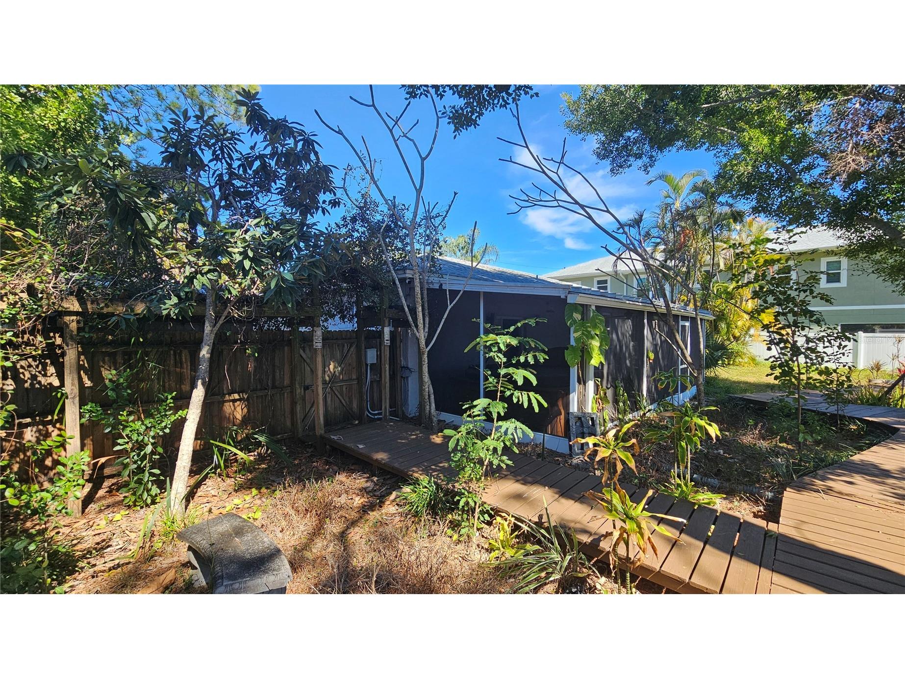 208 48th Avenue N Saint Petersburg FL 33703 TB8499062 image52