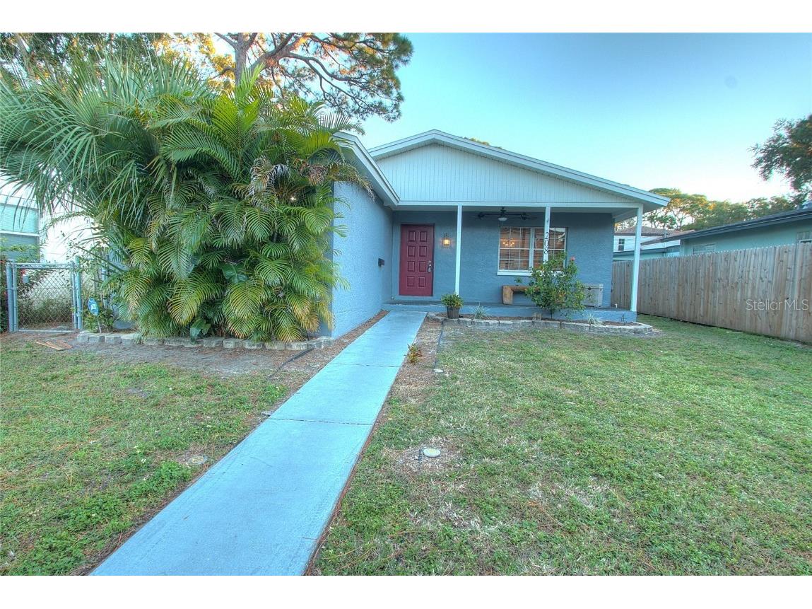 208 49th Avenue N Saint Petersburg FL 33703 T3342230 image1