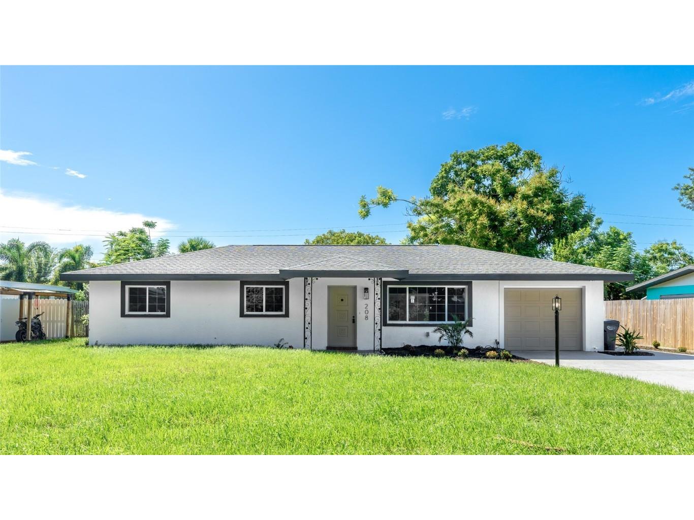208 57th Street W Bradenton FL 34209 A4665319 image1