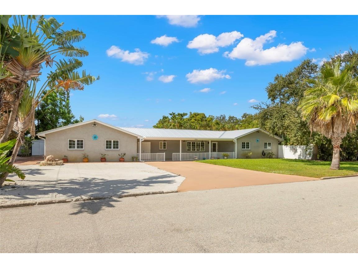 208 77th Street W Bradenton FL 34209 TB8437140 image1