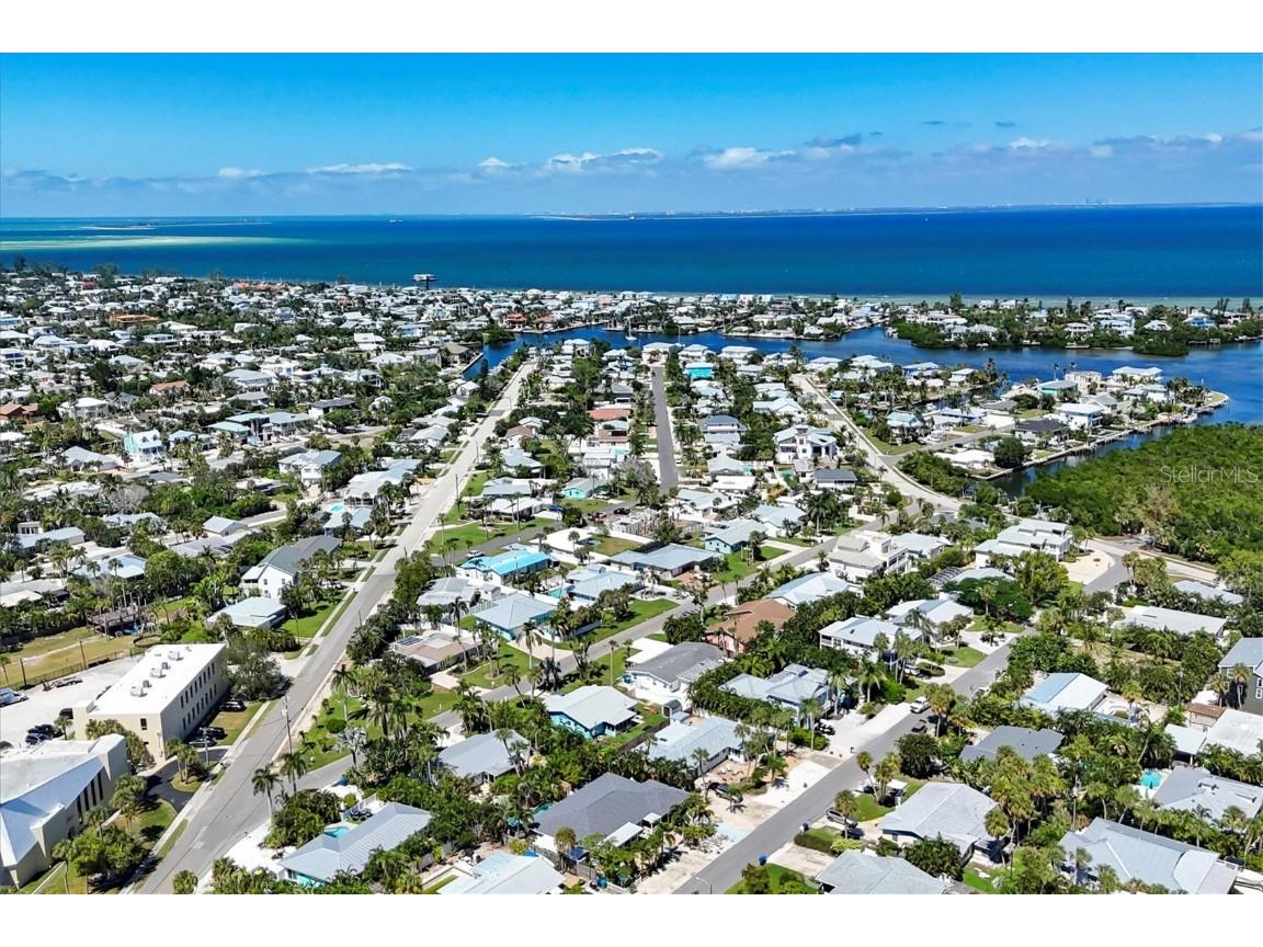 208 82nd Street #B Holmes Beach FL 34217 A4667981 image2