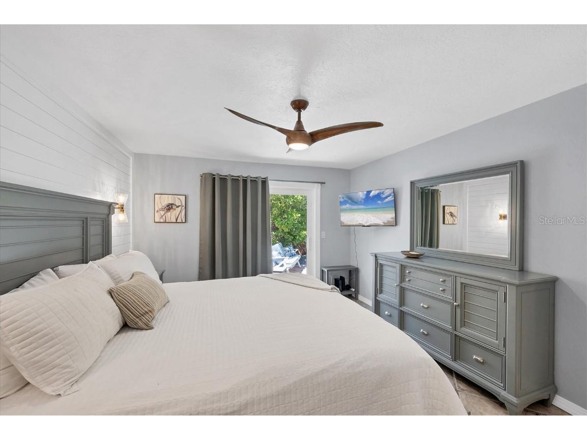 208 82nd Street #B Holmes Beach FL 34217 A4667981 image23