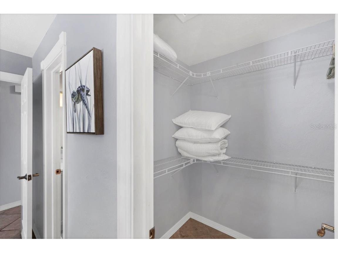 208 82nd Street #B Holmes Beach FL 34217 A4667981 image26