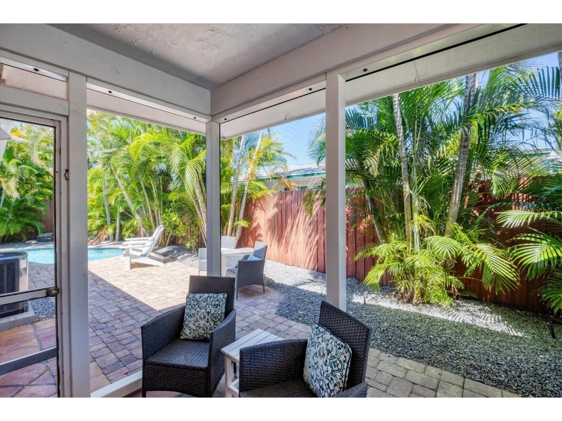 208 82nd Street #B Holmes Beach FL 34217 A4667981 image37