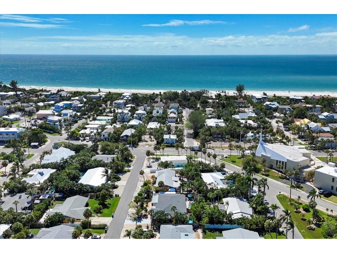 208 82nd Street #B Holmes Beach FL 34217 A4667981 image47