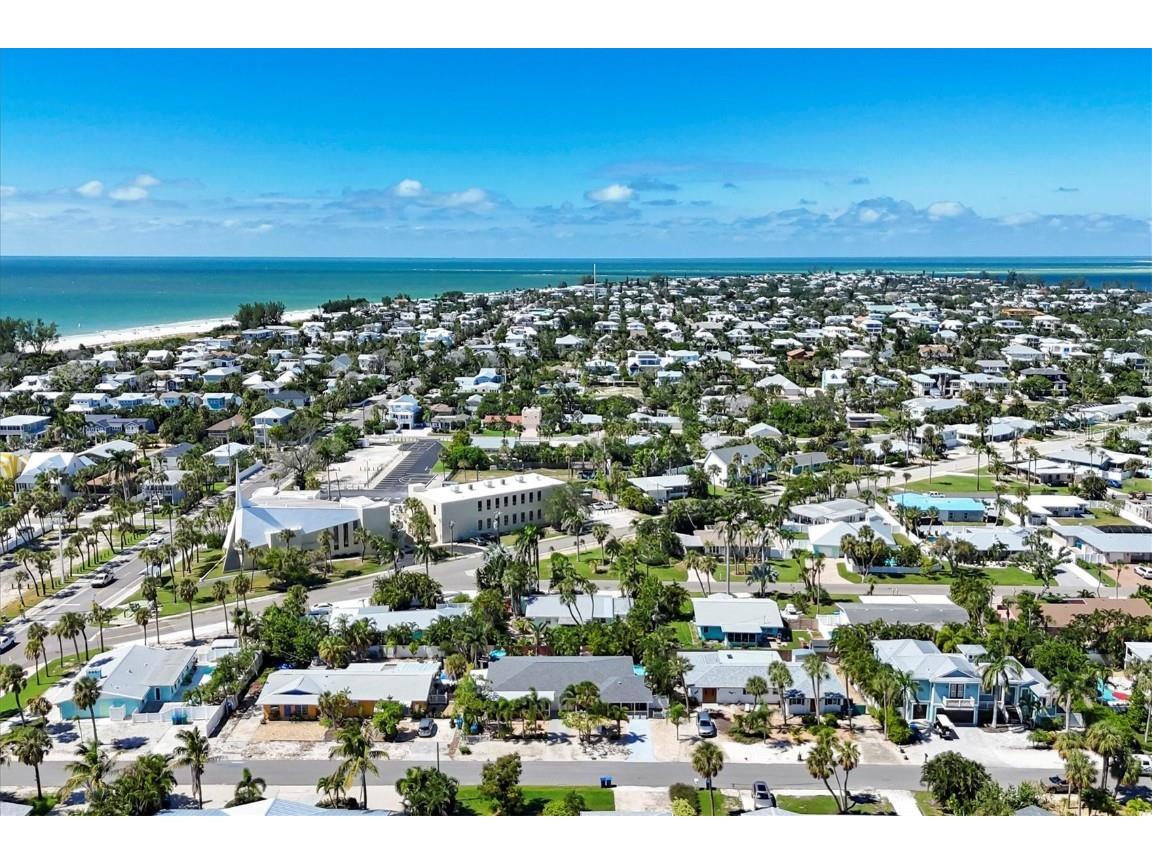 208 82nd Street #B Holmes Beach FL 34217 A4667981 image50