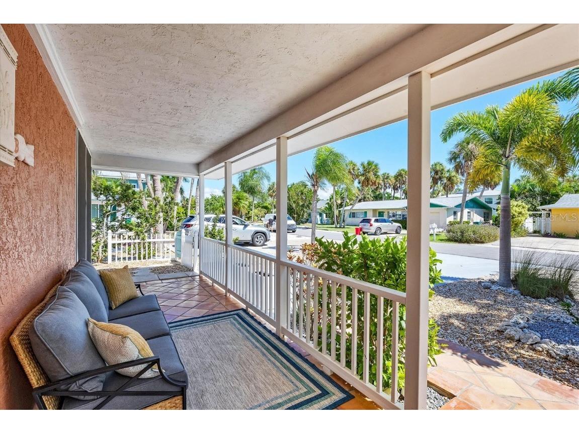 208 82nd Street #B Holmes Beach FL 34217 A4667981 image7