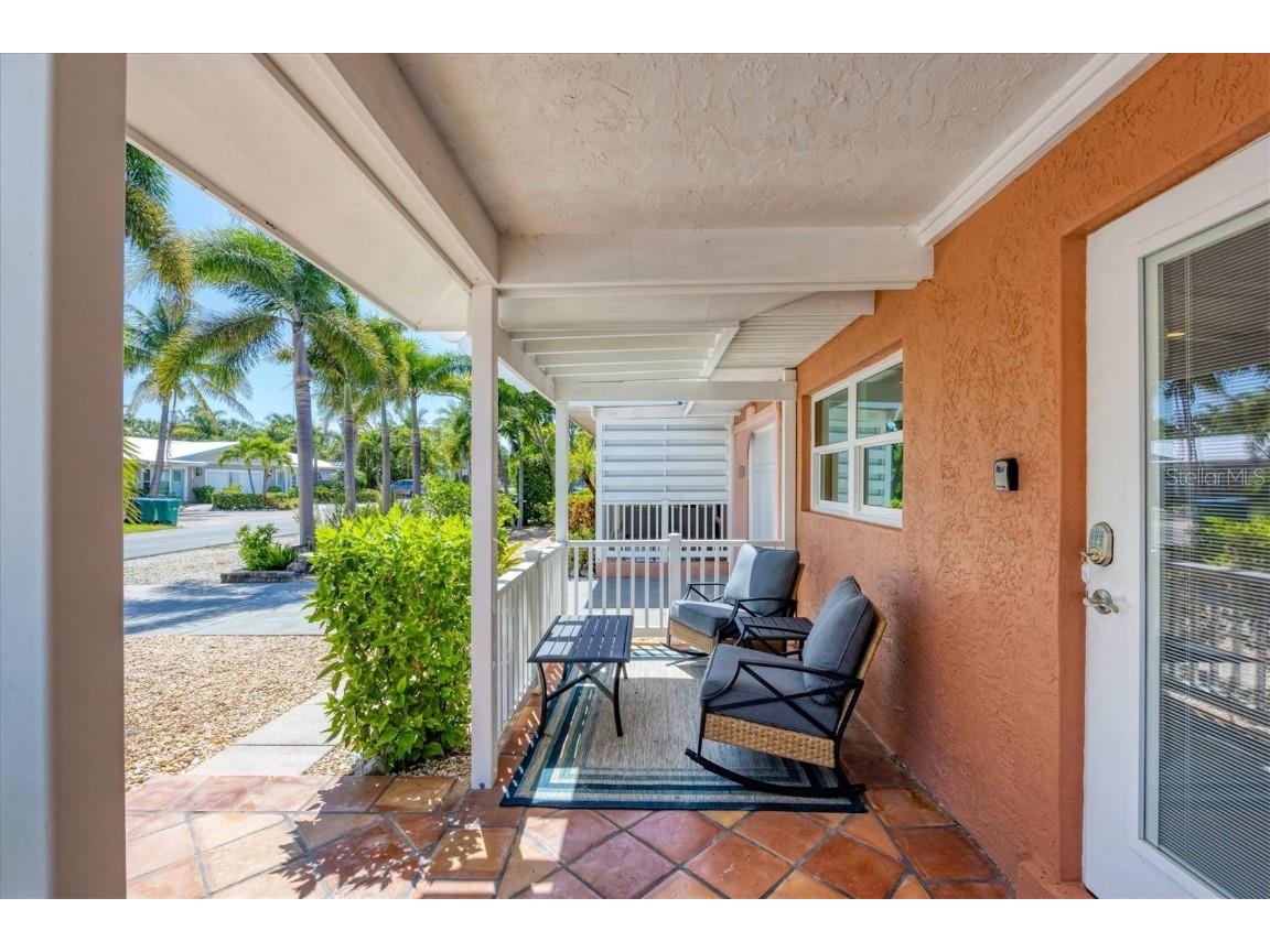 208 82nd Street #B Holmes Beach FL 34217 A4667981 image8