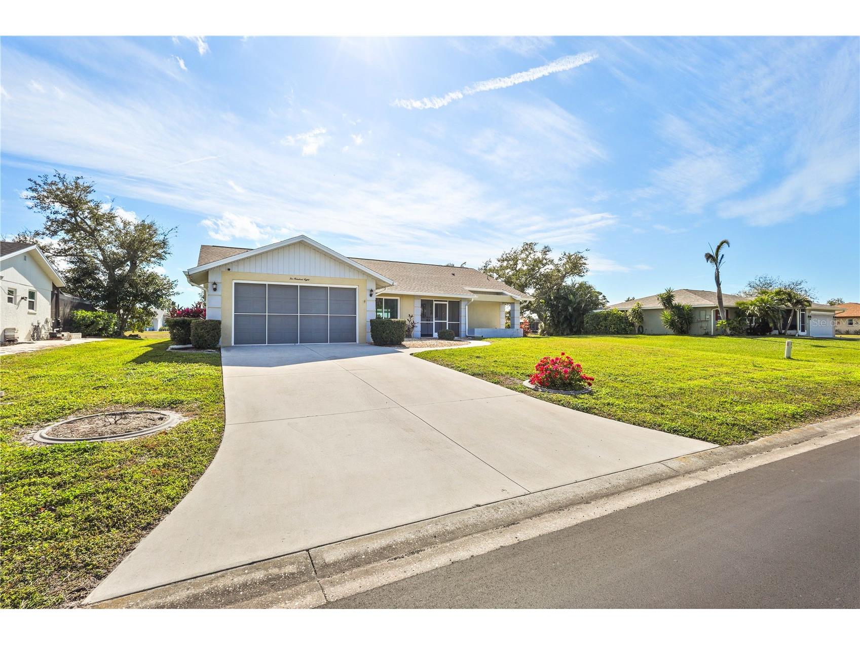 208 Annapolis Lane Rotonda West FL 33947 D6145800 image1