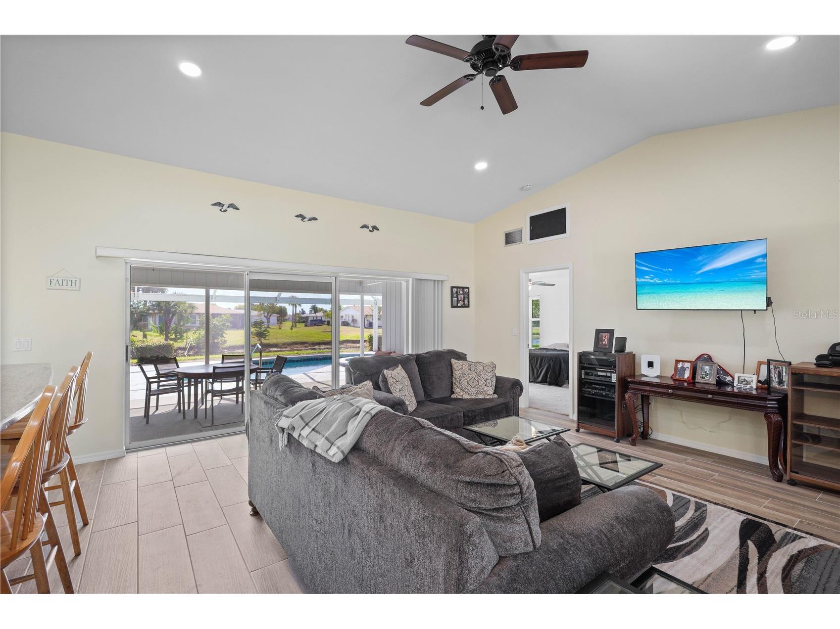 208 Annapolis Lane Rotonda West FL 33947 D6145800 image5