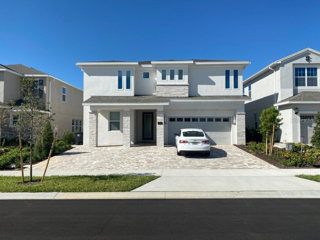 208 Auburn Avenue Kissimmee FL 34747 O6233770 image1