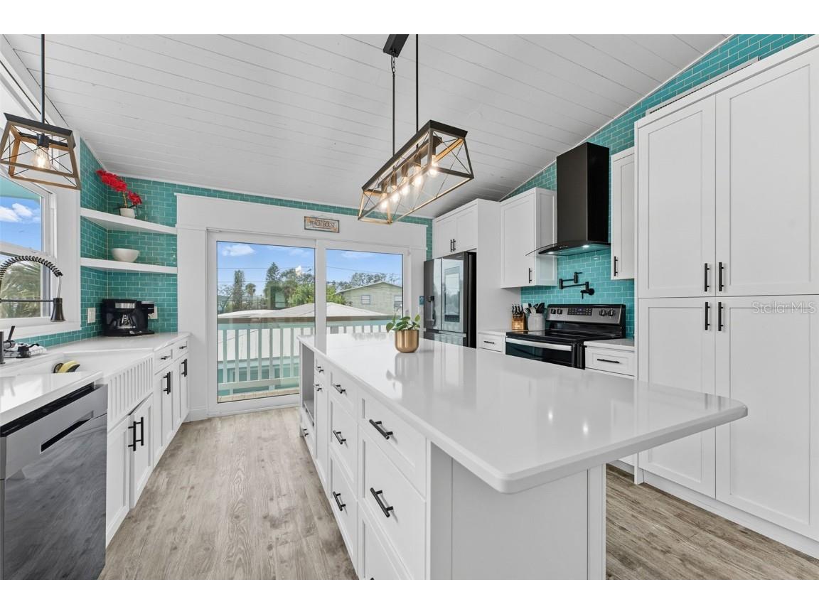 208 Bates Avenue Indian Rocks Beach FL 33785 TB8433818 image13