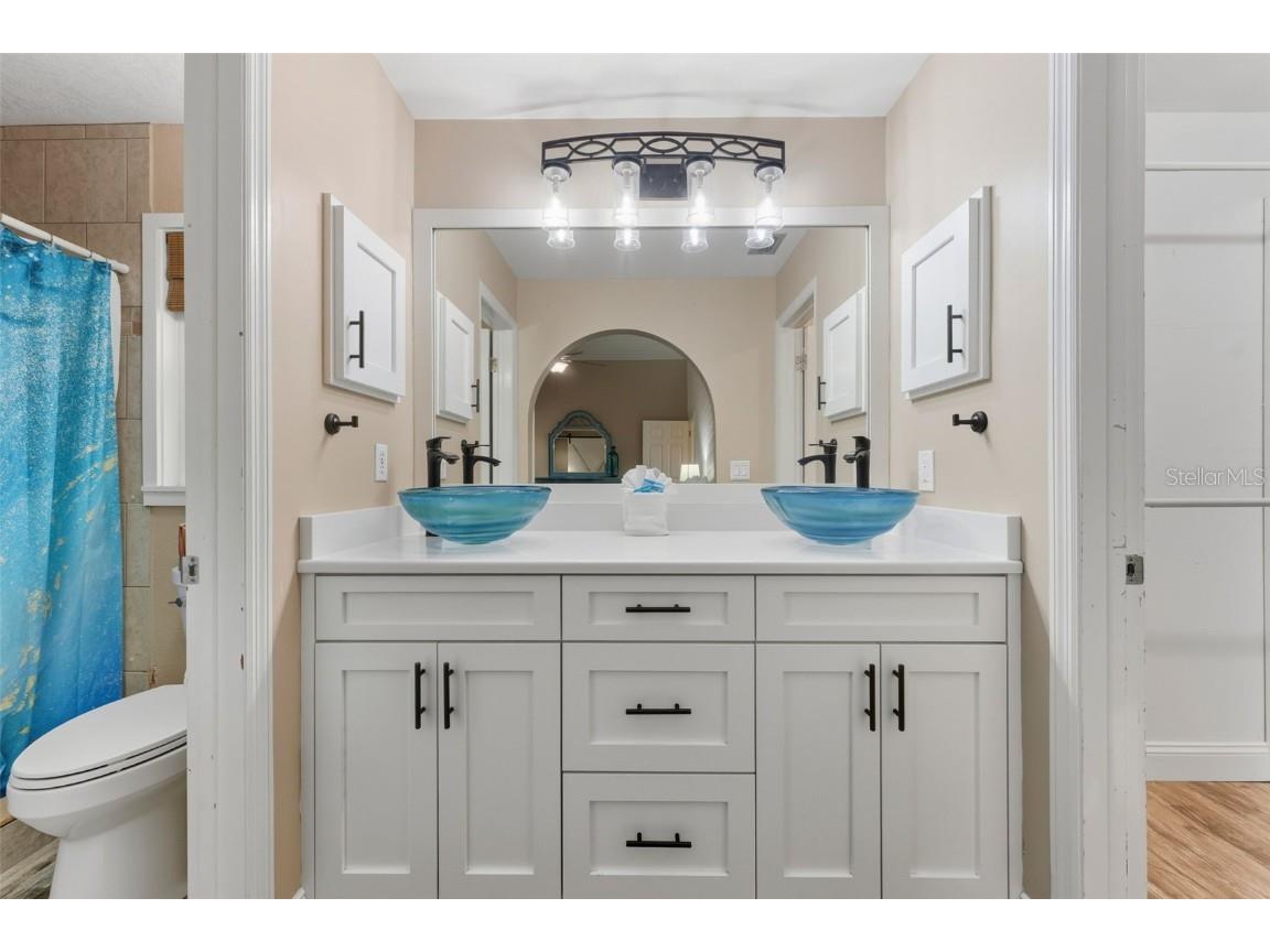 208 Bates Avenue Indian Rocks Beach FL 33785 TB8433818 image18