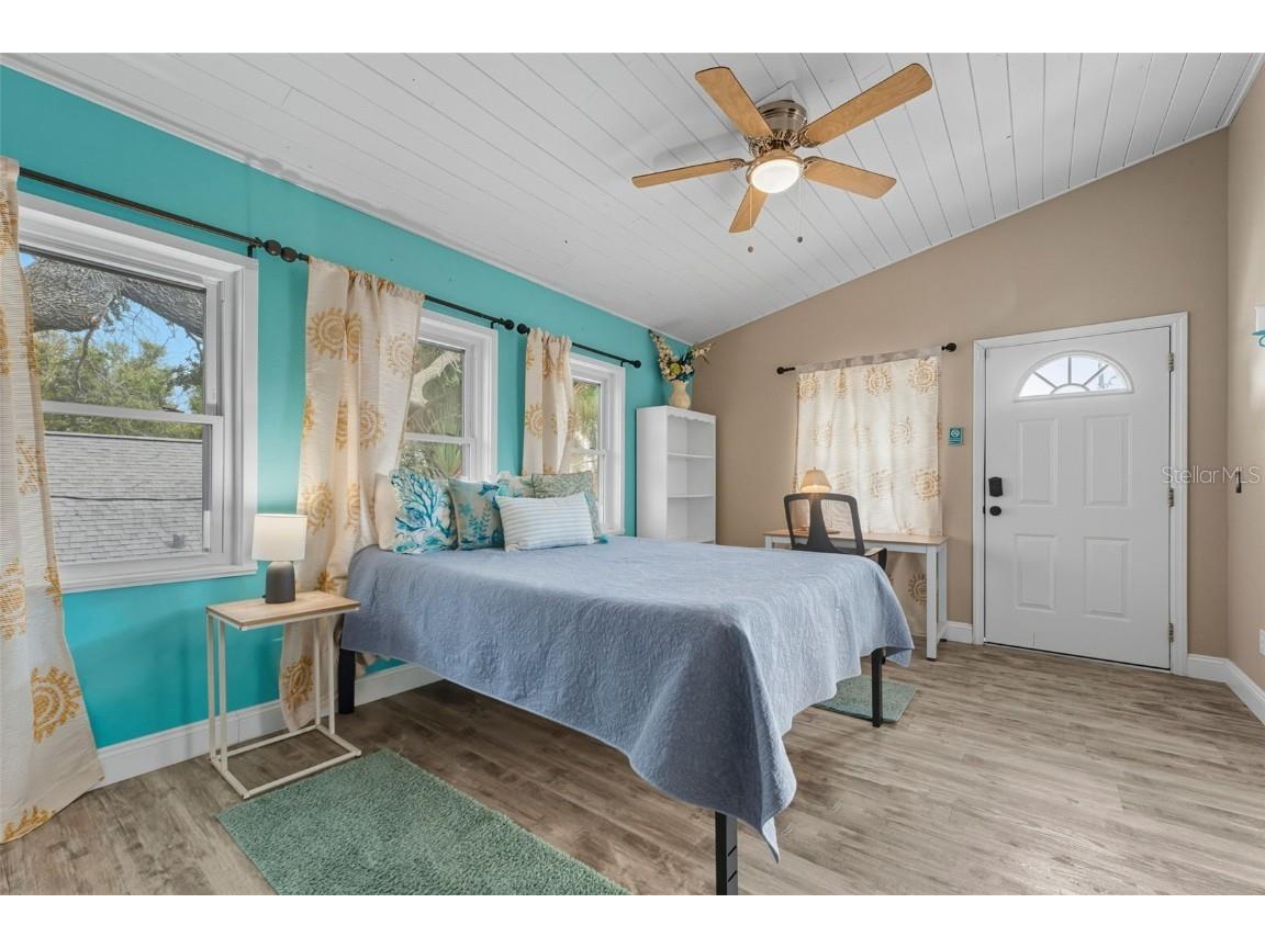 208 Bates Avenue Indian Rocks Beach FL 33785 TB8433818 image22