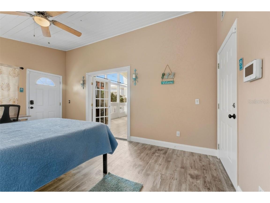 208 Bates Avenue Indian Rocks Beach FL 33785 TB8433818 image23