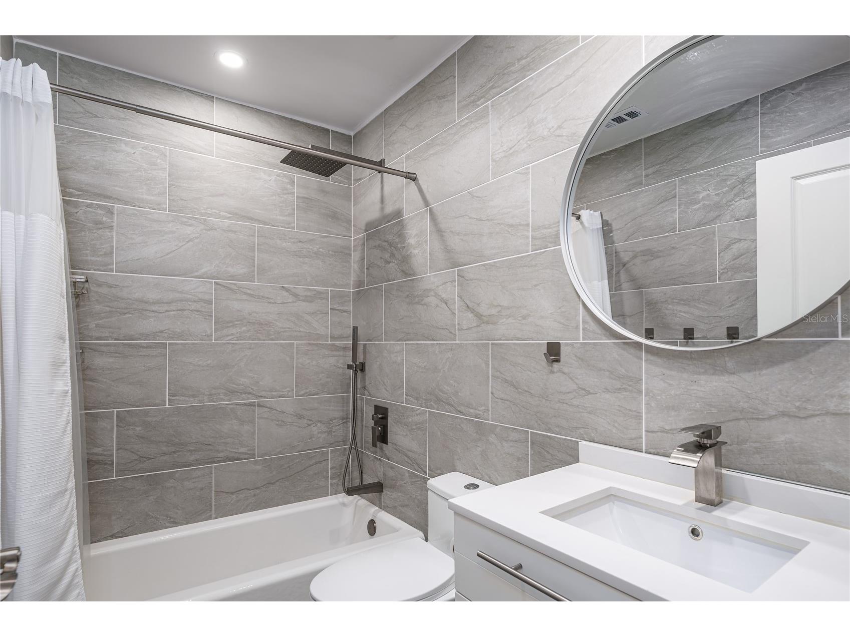 208 Cape Harbour Loop #101 Bradenton FL 34212 A4689485 image20