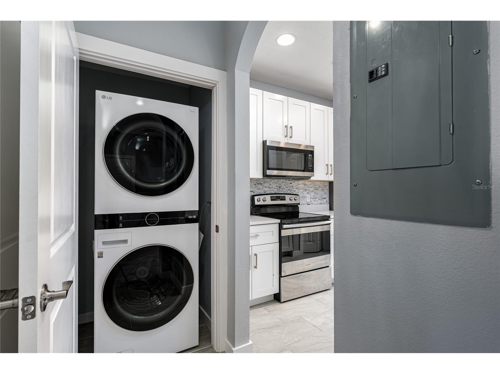 208 Cape Harbour Loop #101 Bradenton FL 34212 A4689485 image4