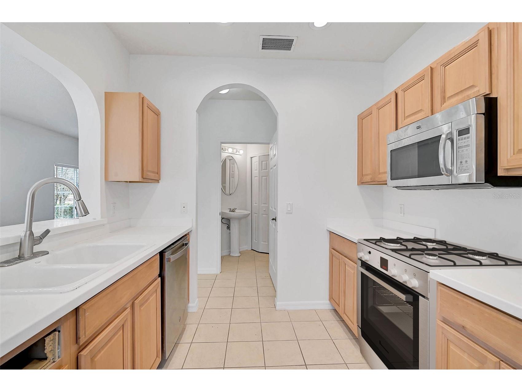 208 Cape Harbour Loop #108 Bradenton FL 34212 A4694091 image5