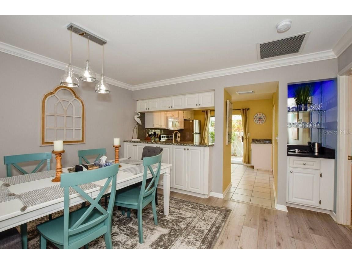 208 Cerromar Way S #26 Venice FL 34293 N6140939 image12