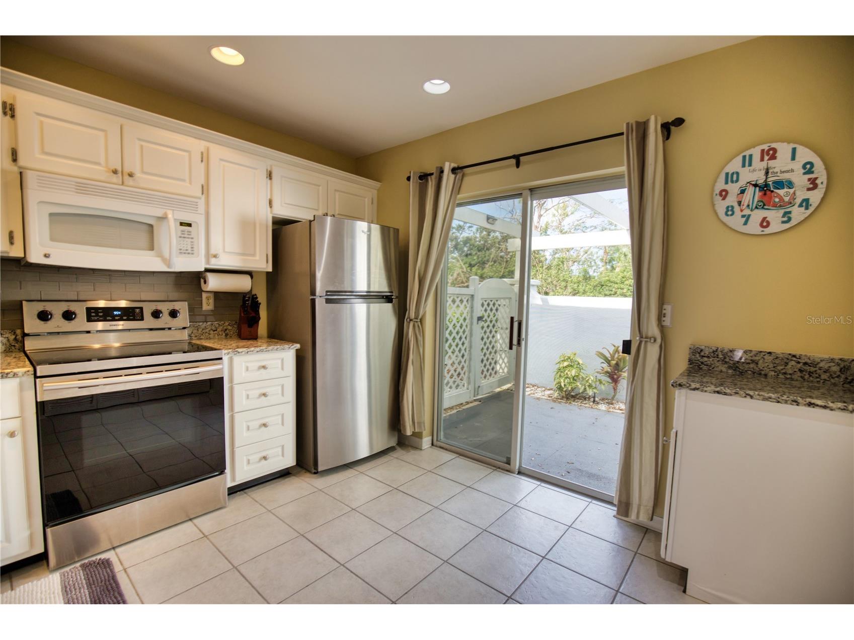 208 Cerromar Way S #26 Venice FL 34293 N6144764 image21