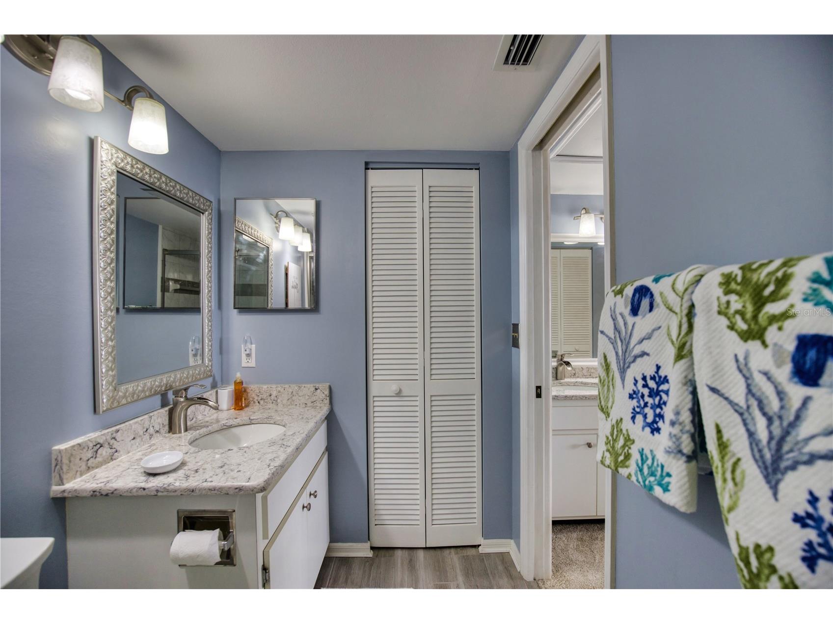 208 Cerromar Way S #26 Venice FL 34293 N6144764 image29