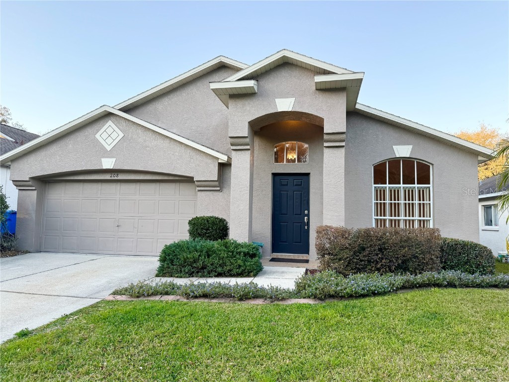 208 Chardonnay Place Valrico FL 33594 T3502107 image1