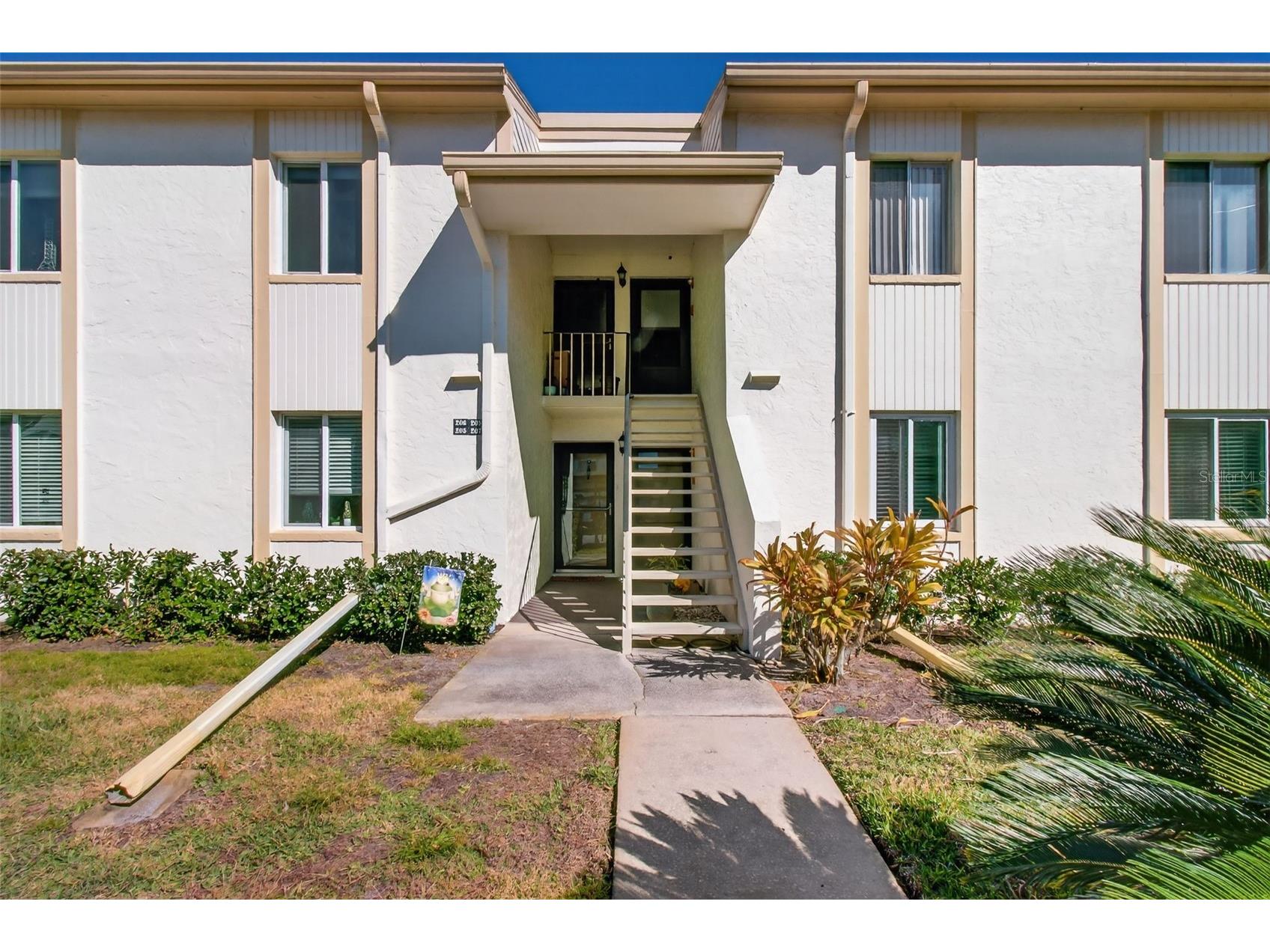 208 Cypress Court Oldsmar FL 34677 TB8475945 image1