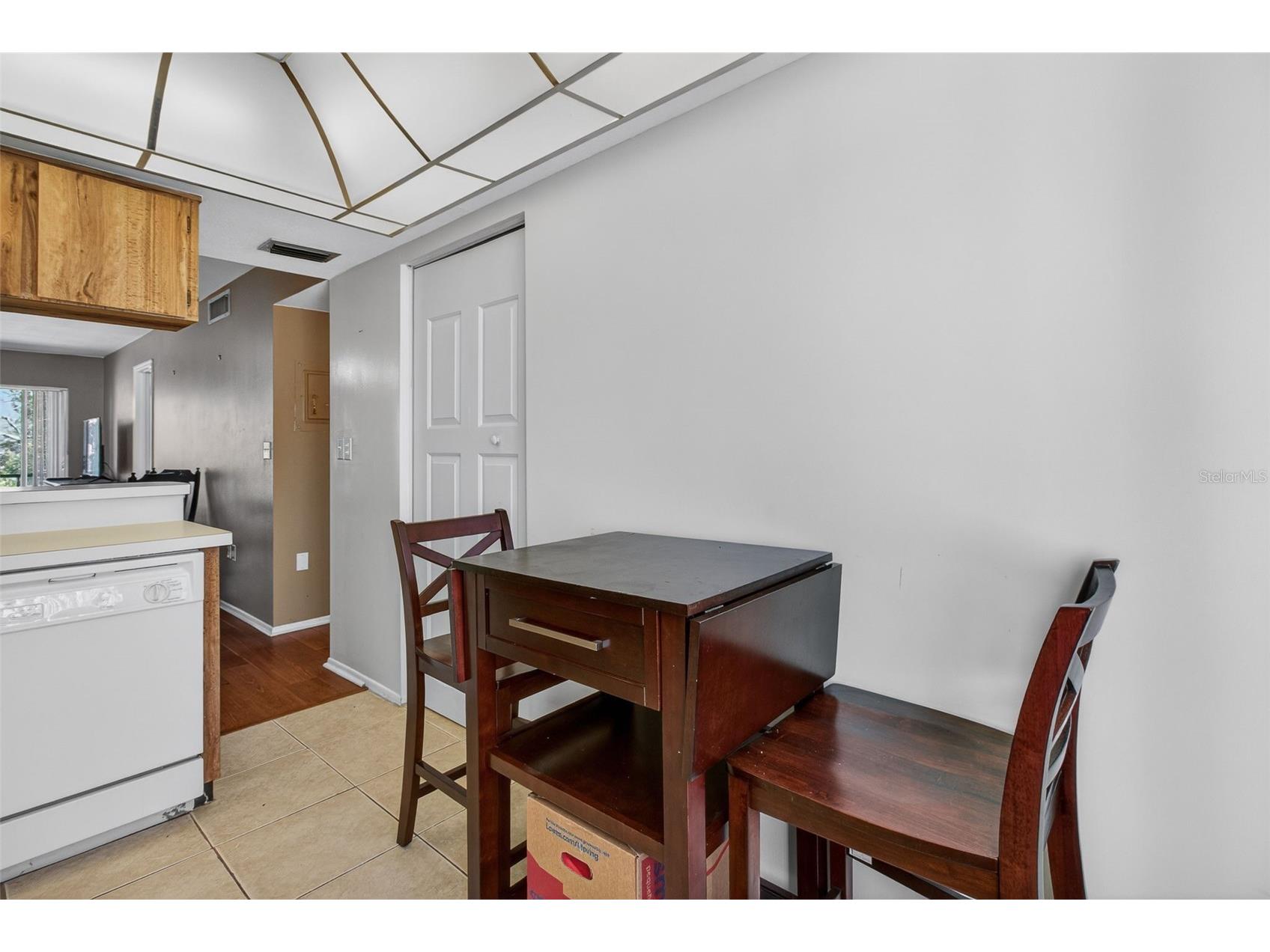 208 Cypress Court Oldsmar FL 34677 TB8475945 image10