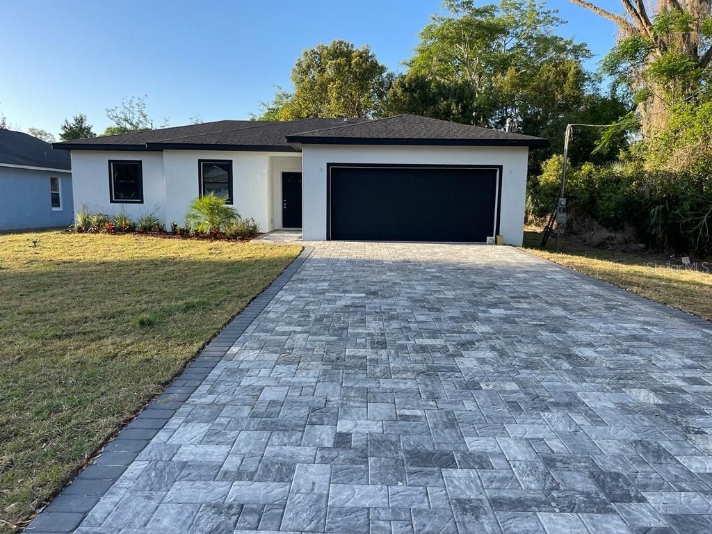 208 E 16th Street Apopka FL 32703 O6095854 image1