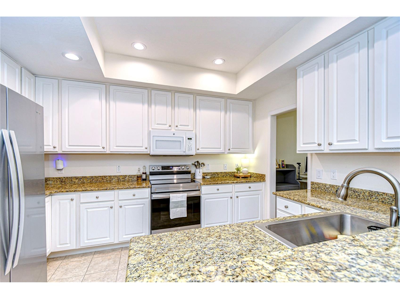 208 Elm View Court Brandon FL 33511 TB8509092 image10